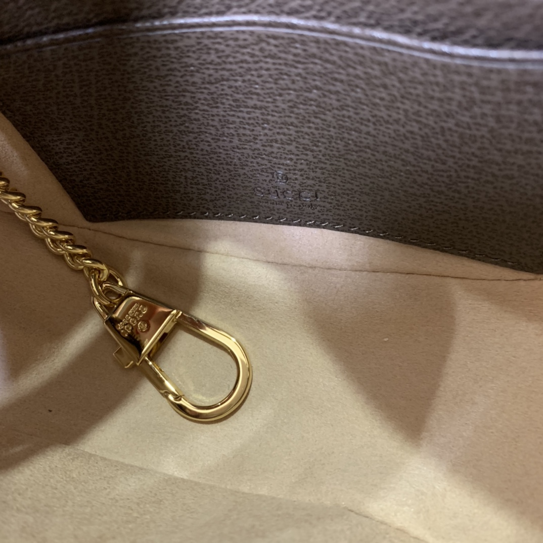 Gucci Hobo Bags